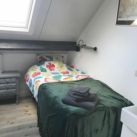 Boerderij De Zalm Bed & Breakfast Schalkwijk Bagian luar foto